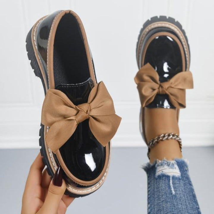 Lucente | Women's Bow Detail Patent Platform Loafers