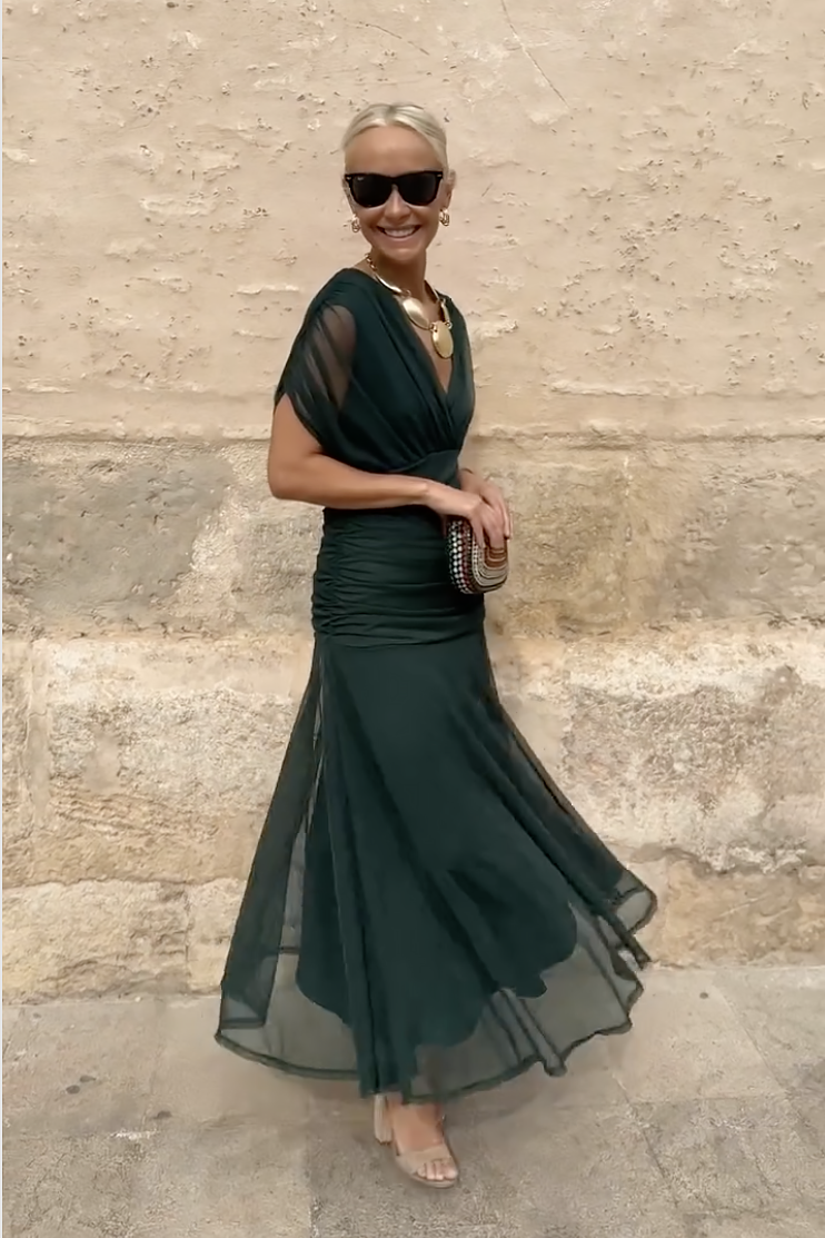 Bella™ | Elegant V-neck Fantasy Party Maxi Dress