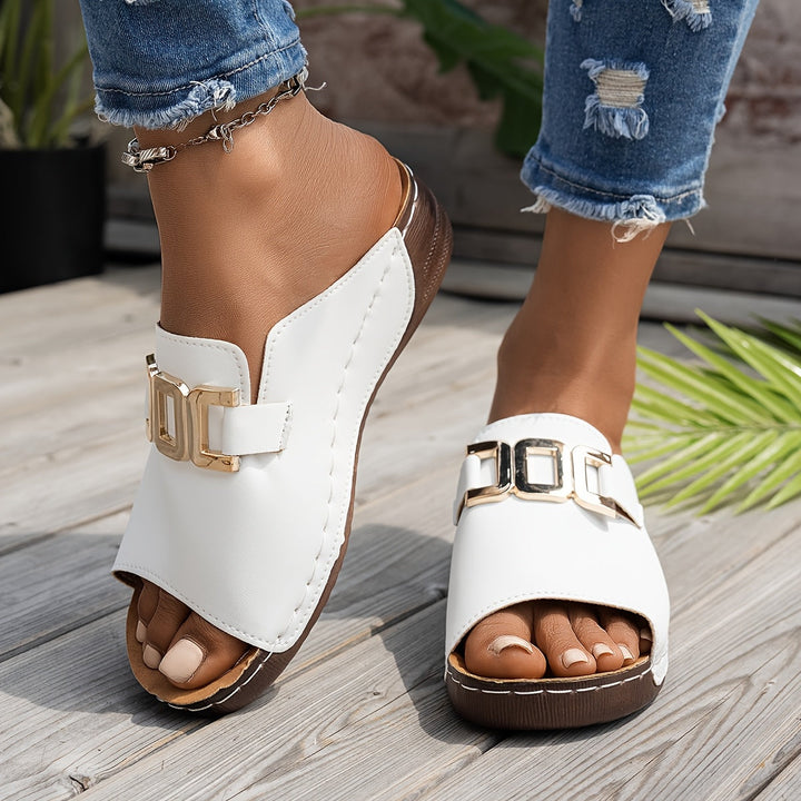 Capella | Effortless Style, All-Day Comfort