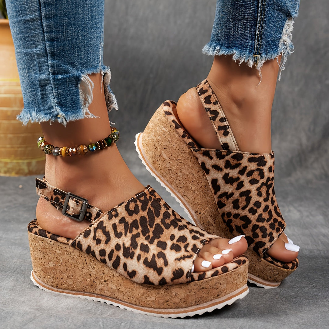 Luna | Platform Buckle Sandals - EVA shock absorbing sole
