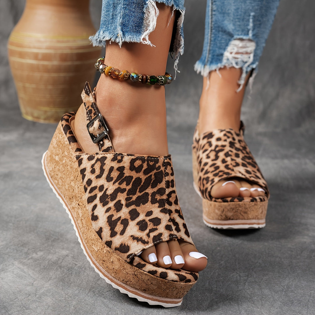Luna | Platform Buckle Sandals - EVA shock absorbing sole