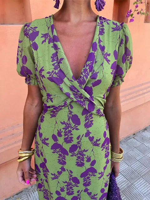 Lucinda™ | Boho V-Neck Floral Pleated Dress