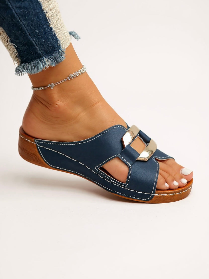 Dara | Double-Buckle Slides