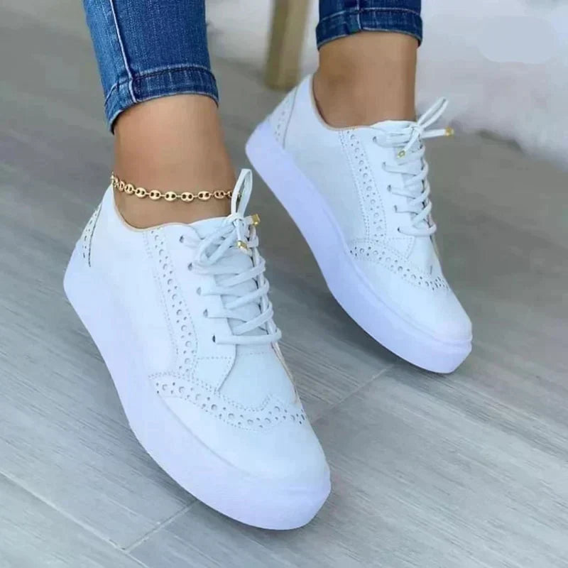Billie | Women's Flatform Sneakers Lace Up Brogue Detail Casual Shoes