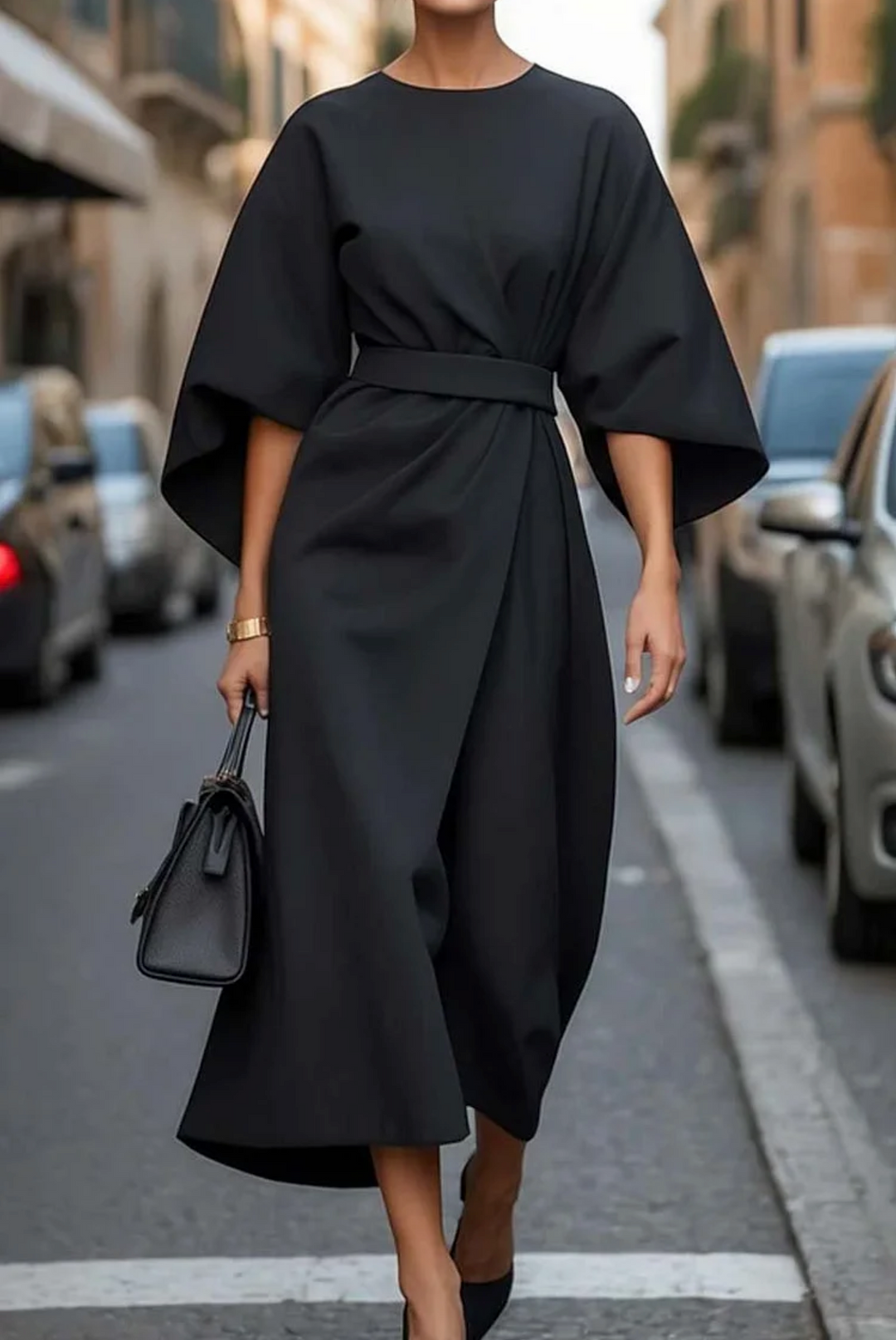 Keira | Dress with Flowing Sleeves