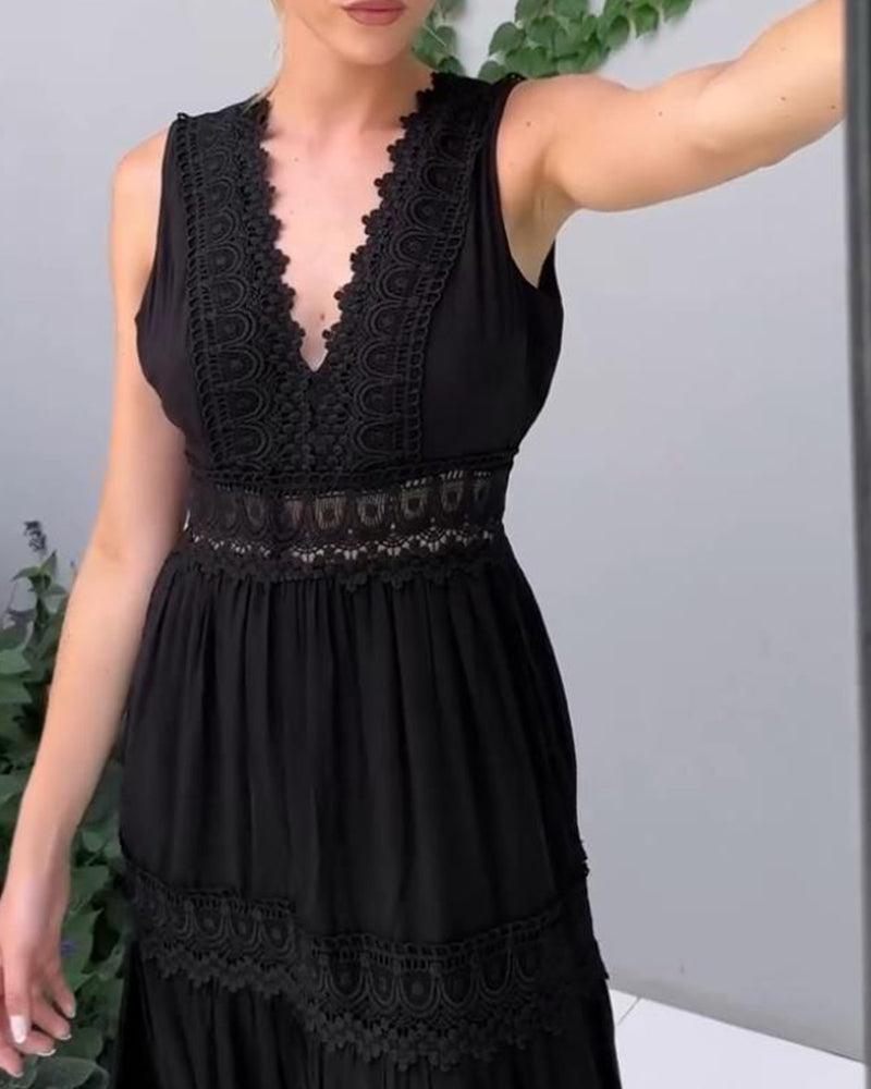 Aurélie™ | Elegant Lace Dress with V-Neck