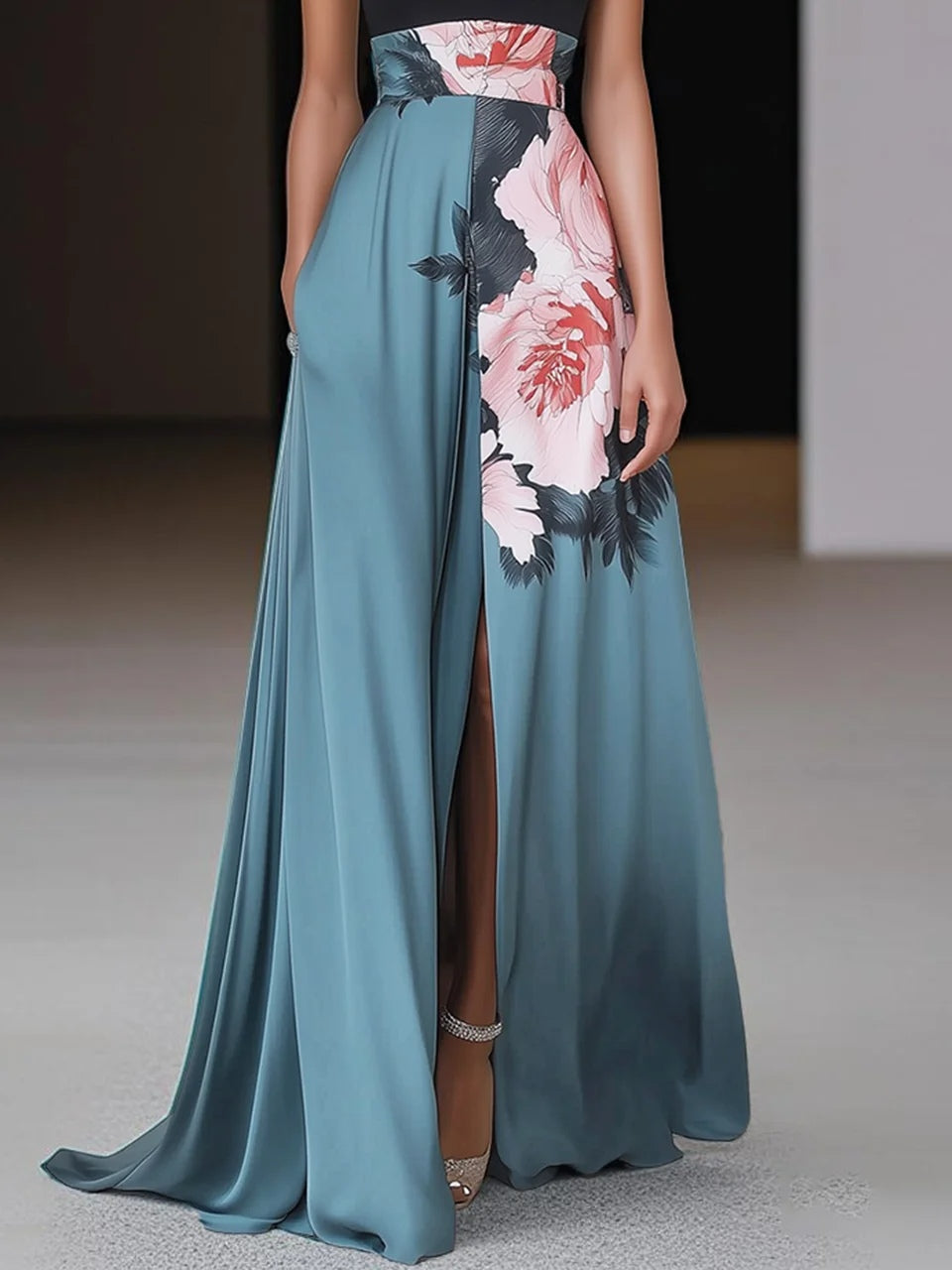Janelle™ | Black Slit Floral Classic Crew Neck Sleeveless Dress