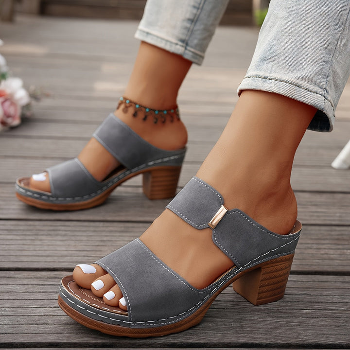 Venezia | Classic Elegance, All-Day Comfort