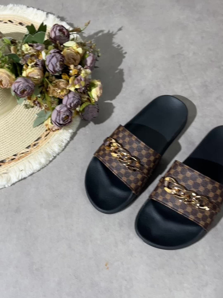 Milano | Casual Luxury for Every Day