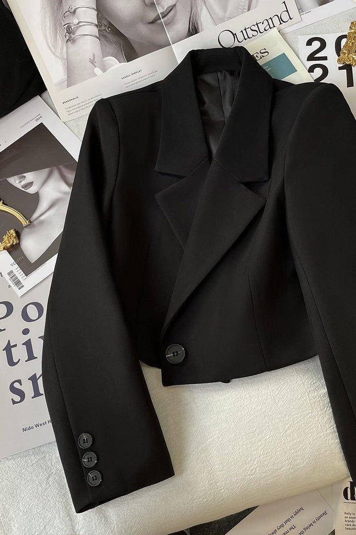 Ione | Women's Cropped Blazer with Notched Lapel