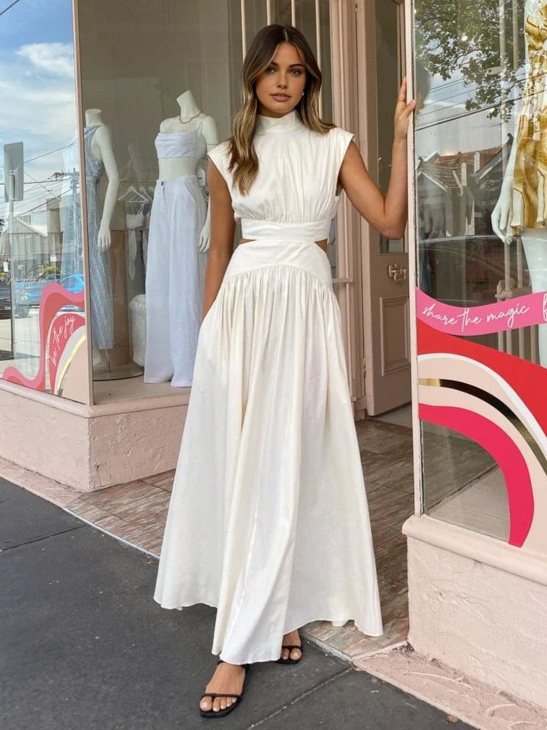 Hana | Women's Mock Neck Cut Out Sleeveless Pleated Maxi Dress