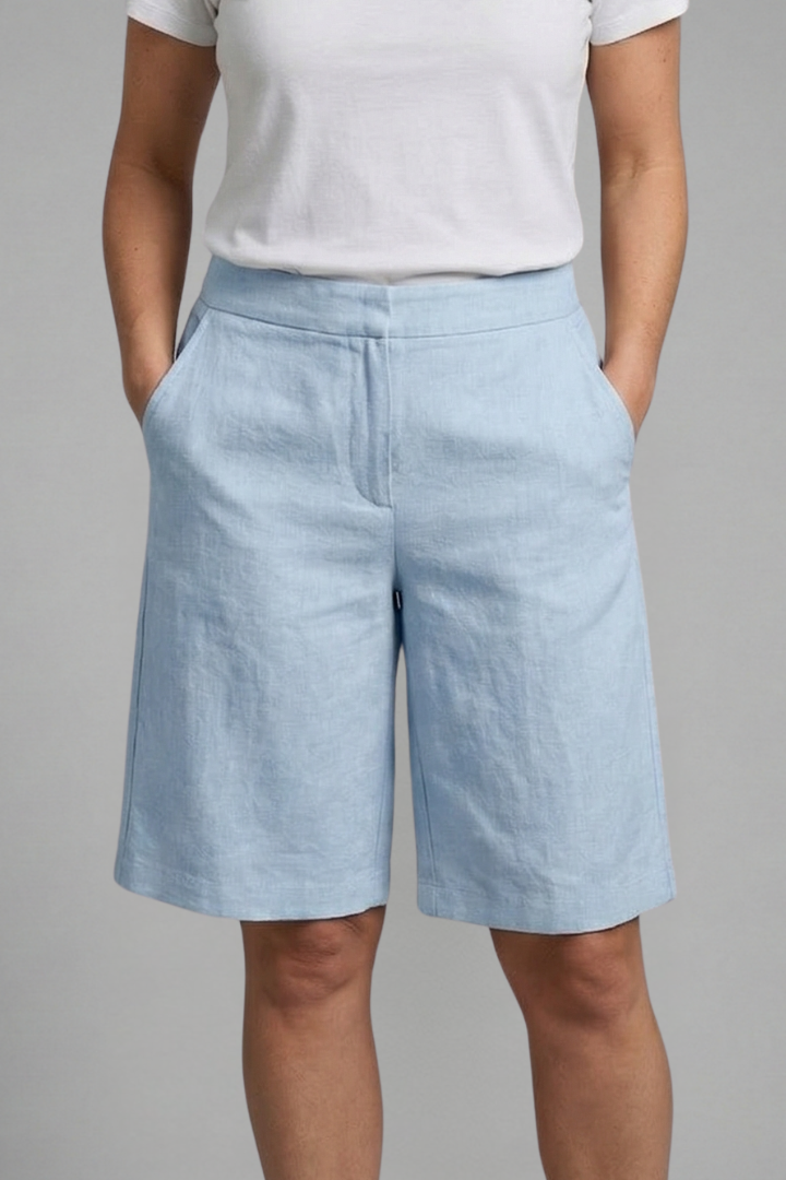 Seraphita | Women's Elastic Waist Knee Length Shorts